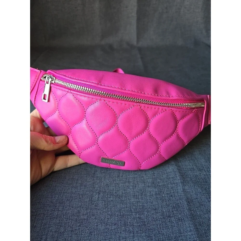 Madden Girl Barbie Pink Beltbag Fanny Pack With Chain Strap Party Rave Carry-All